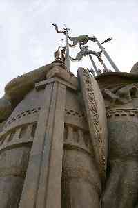 statua
vicino a Pskov- questa immagine è collegata l'immagine ingrandita